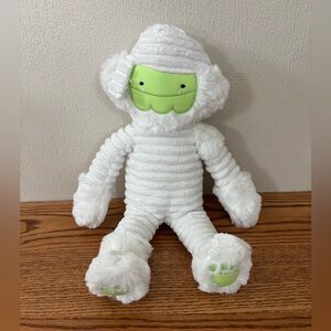 SLUMBERKINS Yeti Mummy Kin Single Special Edition Halloween Fright 2022